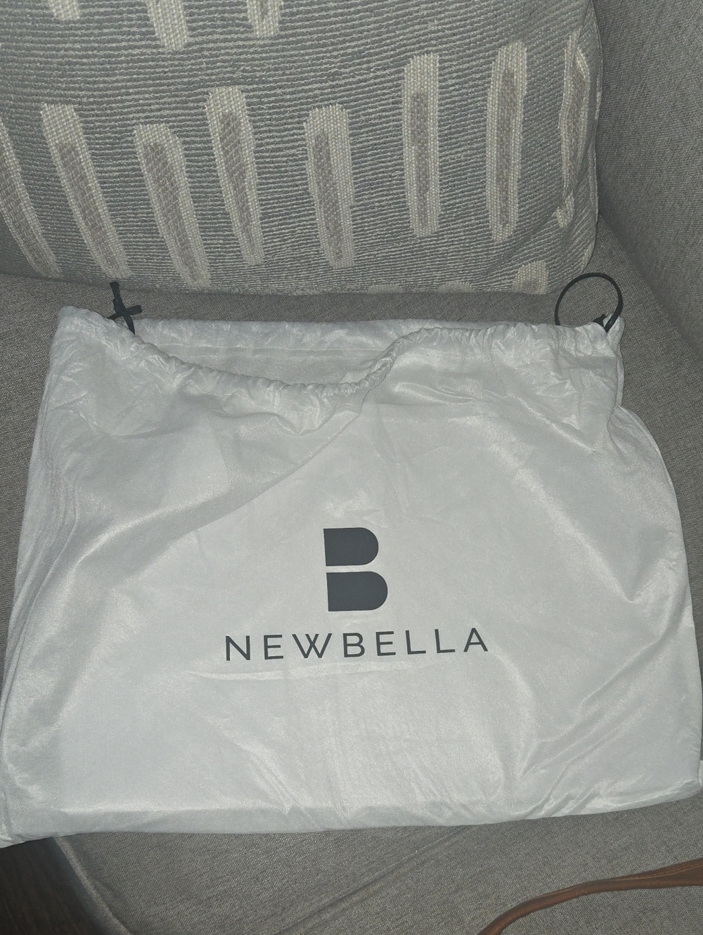 Newbella Brand New Large Purse - Picture 4 of 9